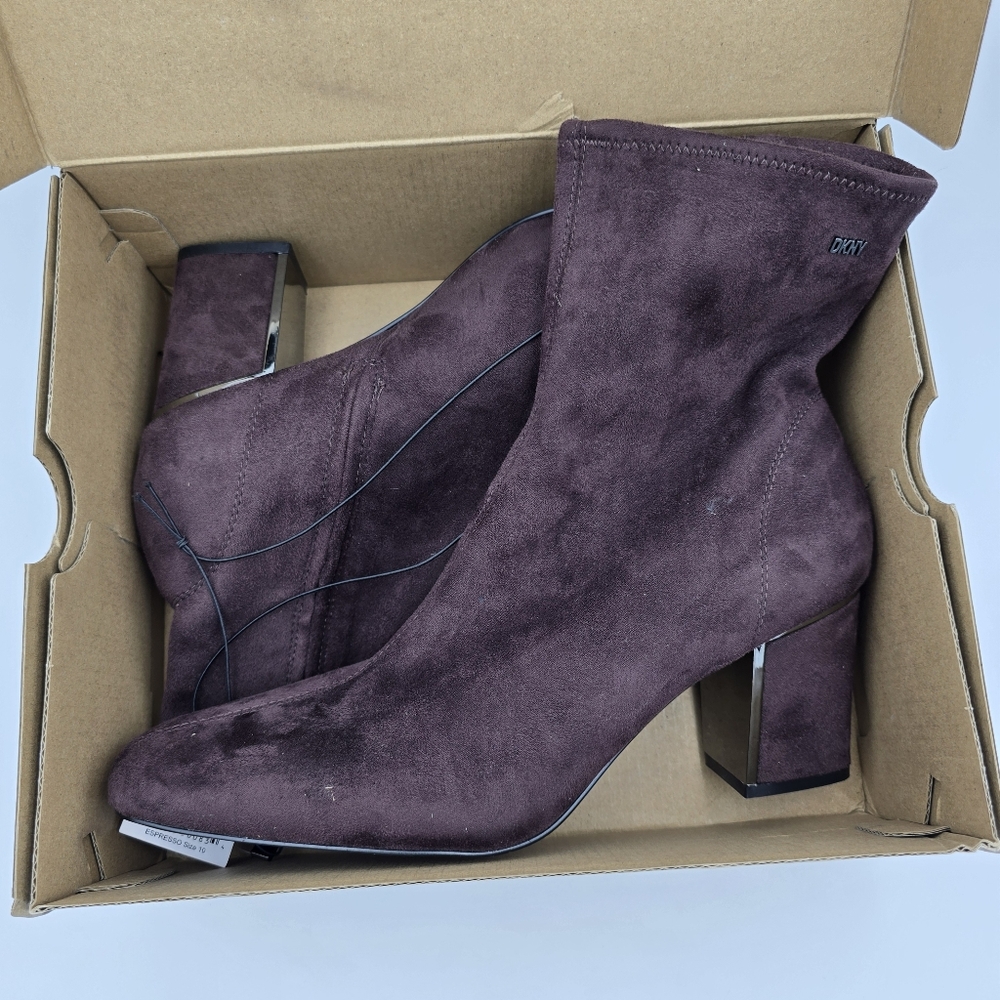 NIB DKNY Cavale Heeled Ankle Booties, Espresso (Brown Suede), Women's 10, NEW! - Picture 15 of 16